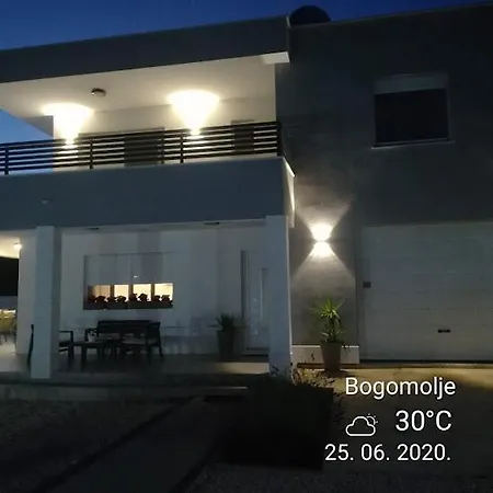 Vila Blazen *