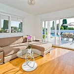 Blazen Villa
